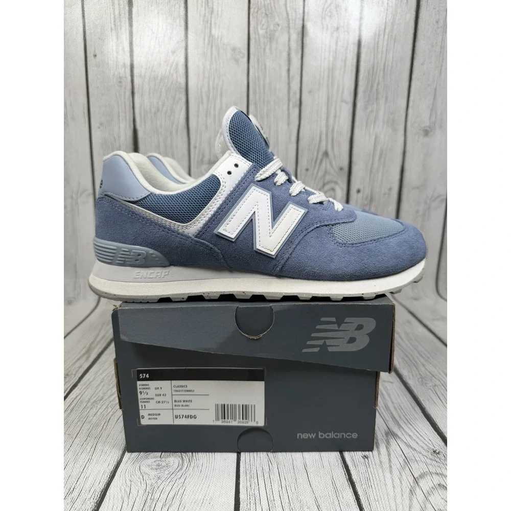 New Balance 574 Carolina Blue White U574FDG Men's Size 9.5 / Women's 11